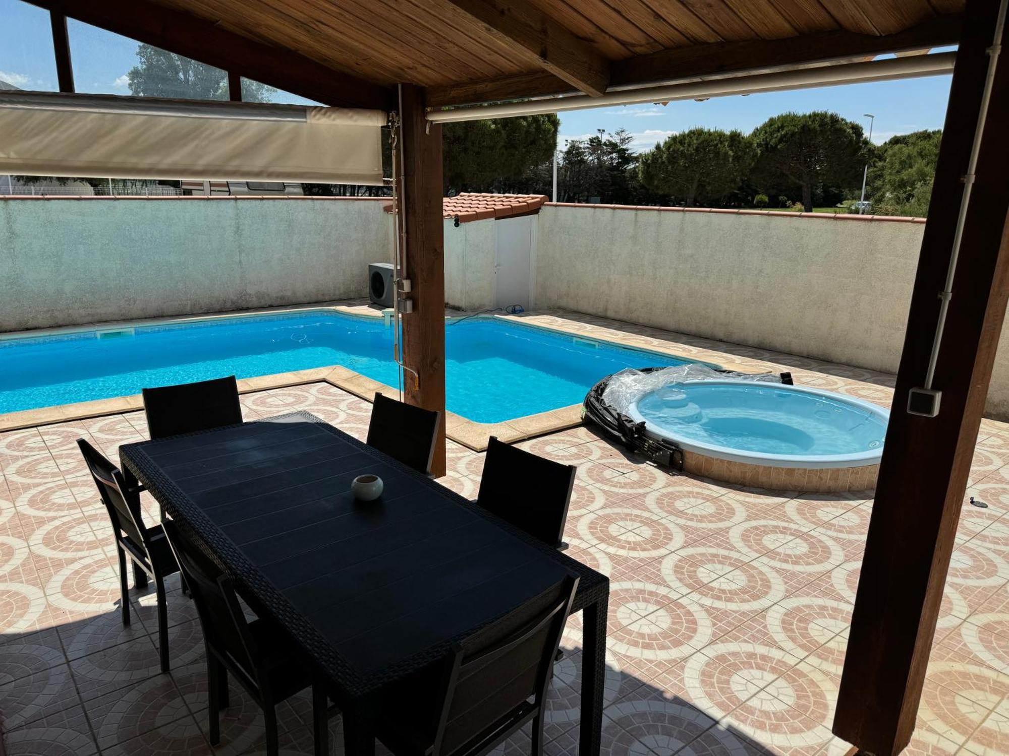 Villa La Lagune Piscine Et Spa Prives 8 Couchages Parking Prive Et Borne De Recharge Electrique Le Barcarès الغرفة الصورة
